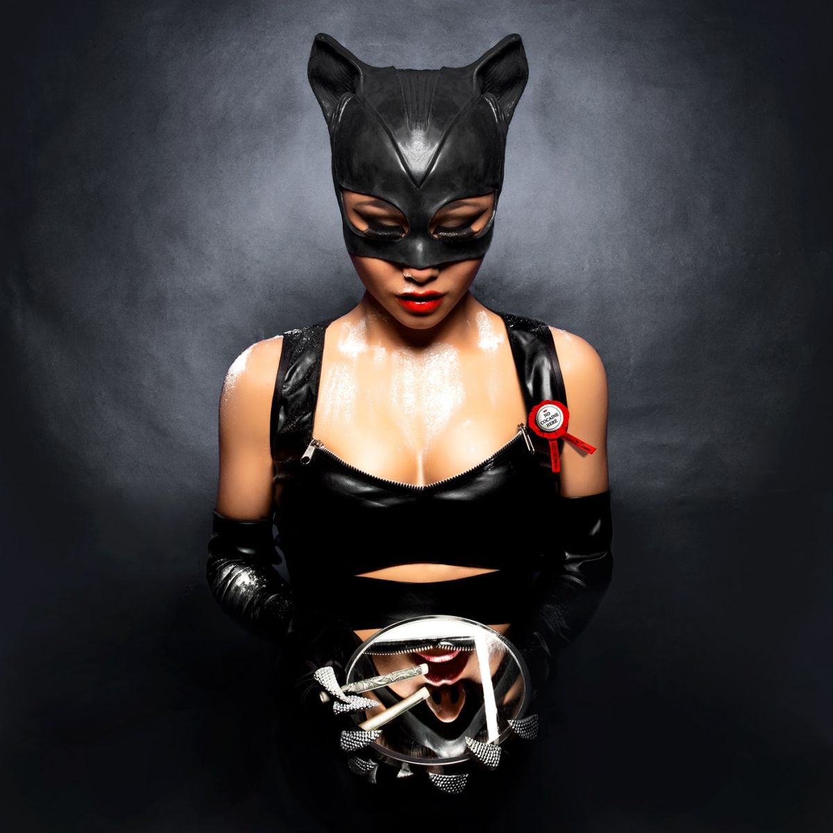 Read more about the article Catwoman vs drugs
